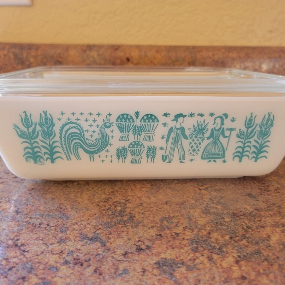 Vintage Pyrex Amish Butterprint Casserole 0503